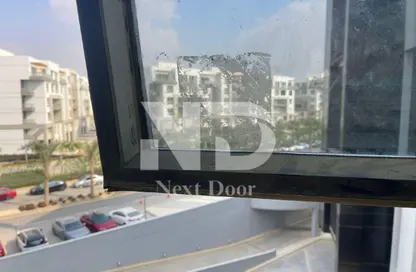 Office Space - 2 Bedrooms - 2 Bathrooms for rent in Hyde Park - New Cairo City - Cairo