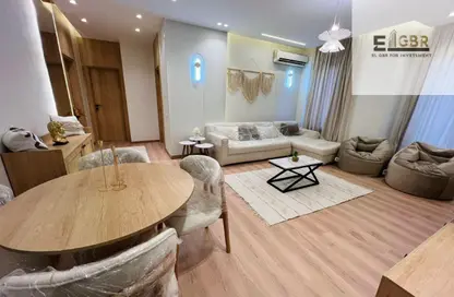 شقة - 2 غرف نوم - 2 حمامات للايجار في بيفرلي هيلز - كمبوندات الشيخ زايد - الشيخ زايد - الجيزة