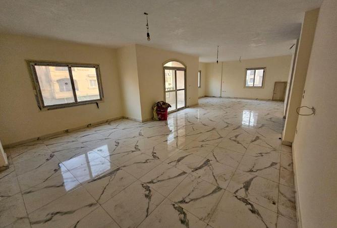 70632933 - Property Main Image