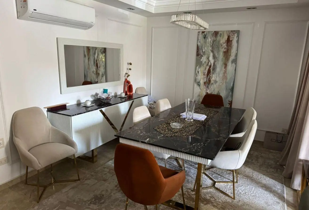72169860 - Property Main Image