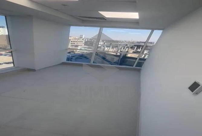 104889760 - Property Image 3