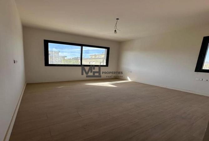 58001532 - Property Image 2