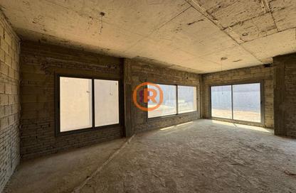 Villa - 3 - 4 for sale in Creek Town - The 1st Settlement - New Cairo City - Cairo Villa - 3 - 4 for sale in Creek Town - The 1st Settlement - New Cairo City - Cairo