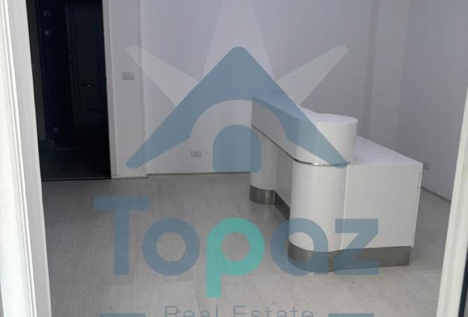 8706695 - Property Image 2