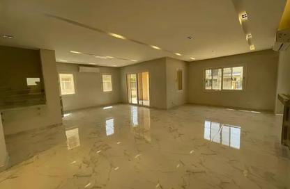 Townhouse - 3 Bedrooms - 3 Bathrooms for sale in Mivida - 5th Settlement Compounds - The 5th Settlement - New Cairo City - Cairo