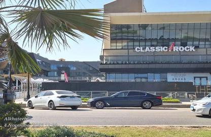 Office Space - Studio for sale in The Gate Plaza Mall - 10th District - Sheikh Zayed City - Giza