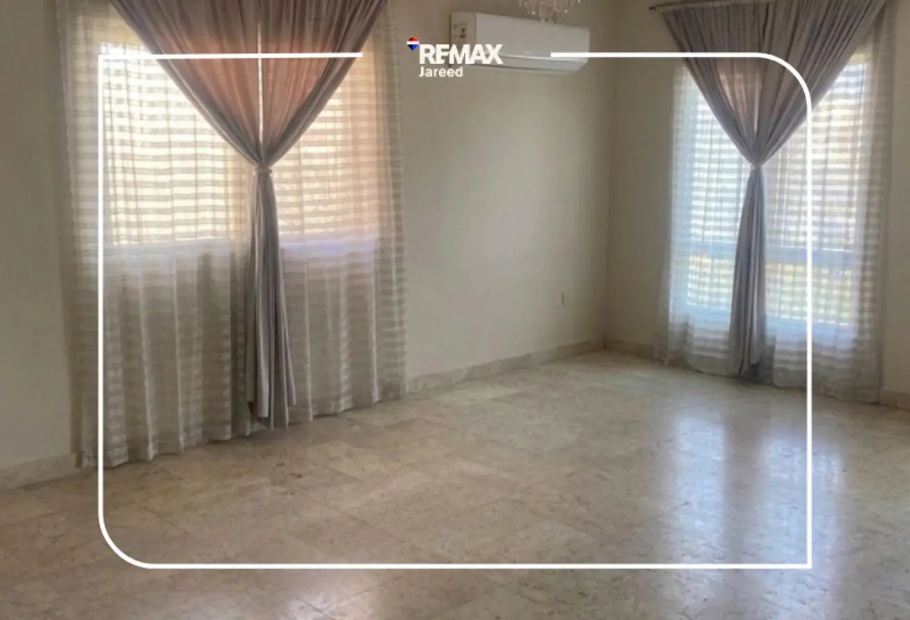 120884277 - Property Main Image