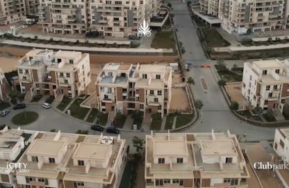 Townhouse - 4 Bedrooms - 4 Bathrooms for sale in Mountain View iCity - 5th Settlement Compounds - The 5th Settlement - New Cairo City - Cairo