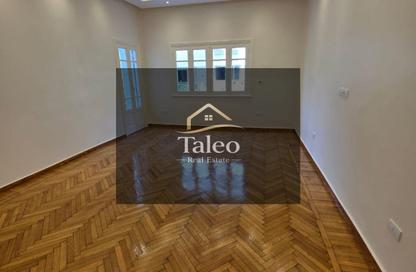 Apartment - 3 Bedrooms - 2 Bathrooms for rent in Al Nabatat St. - Garden City - Cairo