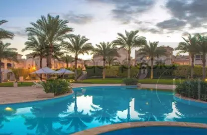 Apartment - 5 Bedrooms - 5 Bathrooms for sale in Al Patio 3 - Ext North Inves Area - New Cairo City - Cairo