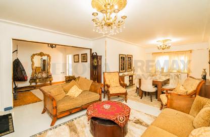 Apartment - 3 Bedrooms - 1 Bathroom for sale in Kafr Abdo St. - Kafr Abdo - Roushdy - Hay Sharq - Alexandria Apartment - 3 Bedrooms - 1 Bathroom for sale in Kafr Abdo St. - Kafr Abdo - Roushdy - Hay Sharq - Alexandria