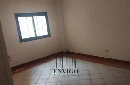 Apartment - 3 Bedrooms - 2 Bathrooms for sale in Yassin Ragheb St. - 8th Zone - Nasr City - Cairo