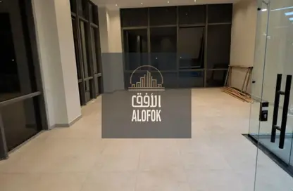 مساحات مكتبية - غرفة نوم للايجار في مون فالي - المستثمرين الجنوبية - مدينة القاهرة الجديدة - القاهرة