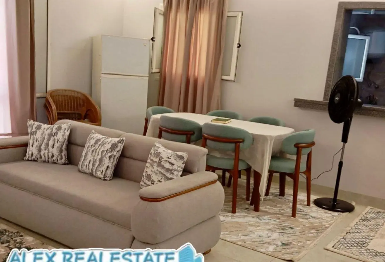 71641988 - Property Main Image