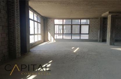 Office Space - Studio - 7+ Bathrooms for rent in District 5 Residences - El Katameya Compounds - El Katameya - New Cairo City - Cairo