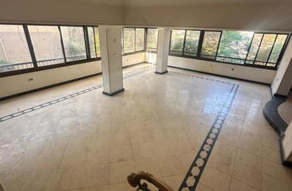Duplex - 4 Bedrooms - 2 Bathrooms for rent in Street 286 - New Maadi - Hay El Maadi - Cairo