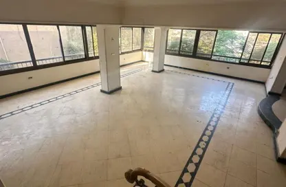 Duplex - 4 Bedrooms - 2 Bathrooms for rent in Street 286 - New Maadi - Hay El Maadi - Cairo