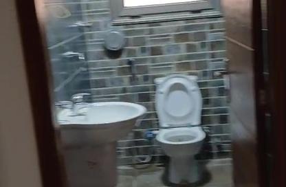 Apartment - 5 Bedrooms - 3 Bathrooms for rent in Area G - Ganoob El Acadimia - New Cairo City - Cairo