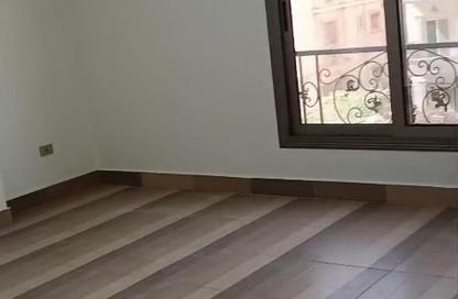 Apartment - 5 Bedrooms - 3 Bathrooms for rent in Area G - Ganoob El Acadimia - New Cairo City - Cairo