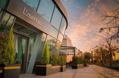 محل تجاري - استوديو - 2 حمامات للبيع في ووك اوف كايرو - كمبوندات الشيخ زايد - الشيخ زايد - الجيزة