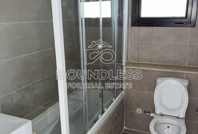 99105888 - Property Image 3