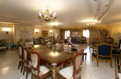 شقة - 4 غرف نوم - 4 حمامات للبيع في مصطفي كامل - حي شرق - الاسكندرية