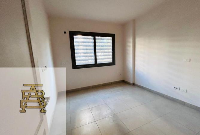 8643452 - Property Image 2