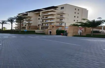 Penthouse - 4 Bedrooms - 4 Bathrooms for sale in Fountain Side - Uptown Cairo - Mokattam - Cairo