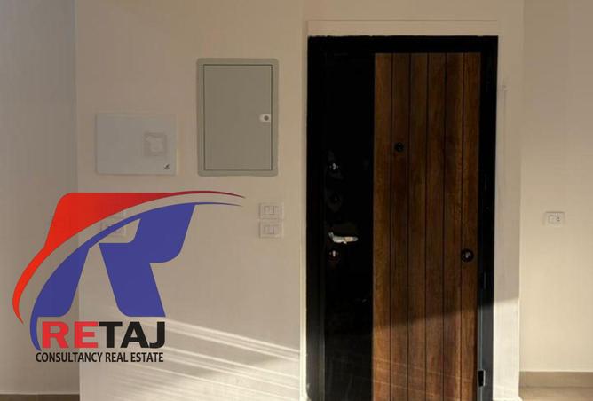 98543896 - Property Image 3