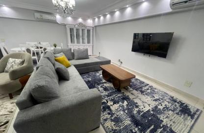 Apartment - 3 Bedrooms - 2 Bathrooms for rent in Mosadak St. - Dokki - Giza