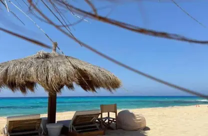 Chalet - 2 Bedrooms - 2 Bathrooms for sale in Seashore - Ras Al Hekma - North Coast