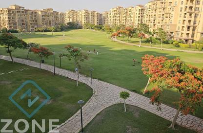 Apartment - 3 Bedrooms - 3 Bathrooms for sale in Privado - Madinaty - Cairo