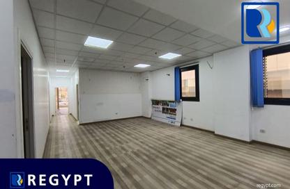 Office Space - 3 Bedrooms - 2 Bathrooms for rent in V90 - North Teseen St. - The 5th Settlement - New Cairo City - Cairo