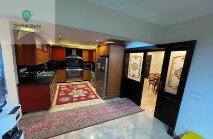 شقة - 3 غرف نوم - 2 حمامات للبيع في شارع عباس العقاد - المنطقة الأولى - مدينة نصر - القاهرة