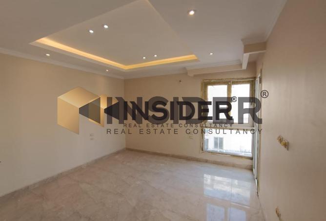 8586521 - Property Image 2