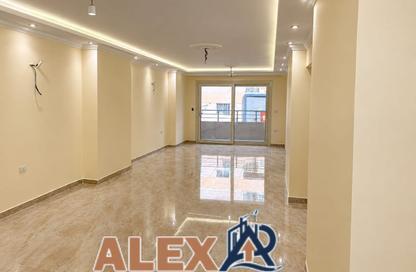 Apartment - 3 - 2 for rent in Khalil Mutran St. - Saba Basha - Hay Sharq - Alexandria