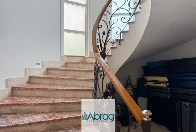 112987424 - Property Image 2