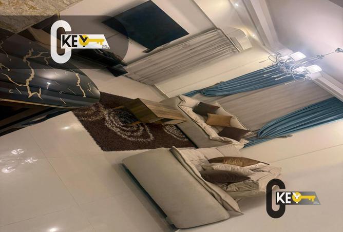 67733890 - Property Main Image