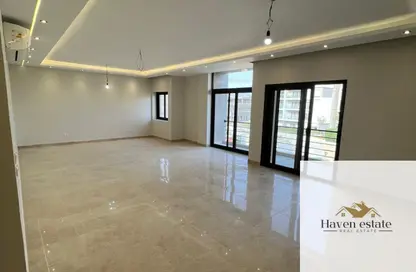 شقة - 3 غرف نوم - 3 حمامات للايجار في مون ريزيدنس - فيفث سكوير - التجمع الخامس - مدينة القاهرة الجديدة - القاهرة