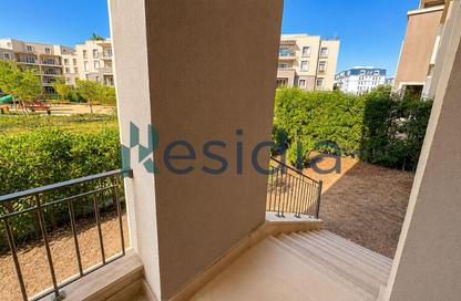 Apartment - 2 Bedrooms - 3 Bathrooms for sale in October Plaza - 6 October Compounds - 6 October City - Giza