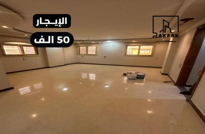 مساحات مكتبية - 3 غرف نوم - 2 حمامات للايجار في مساكن شيراتون - شيراتون المطار - النزهة - القاهرة