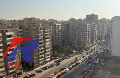 Apartment - 3 Bedrooms - 2 Bathrooms for sale in Hafez Ramadan St. - 6th Zone - Nasr City - Cairo
