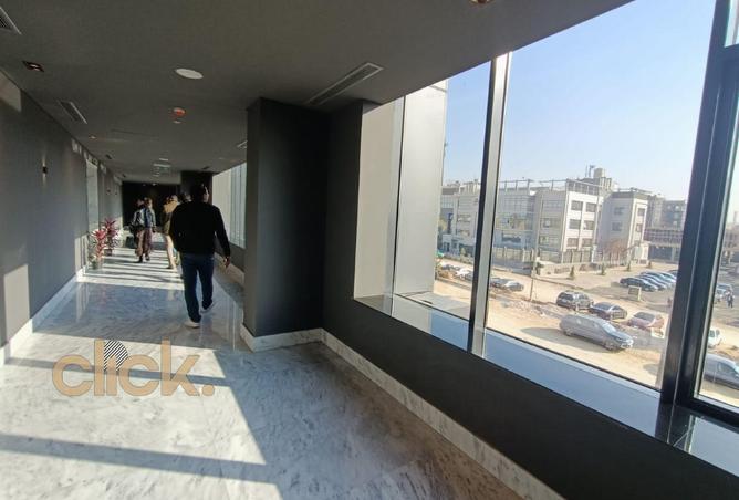 75966132 - Property Image 3
