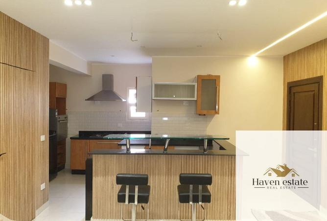 61211389 - Property Image 3