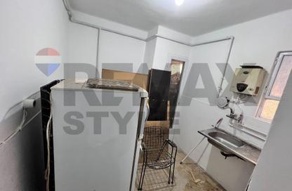 Apartment - 1 Bedroom - 1 Bathroom for sale in Ismail Mohamed St. - Zamalek - Cairo