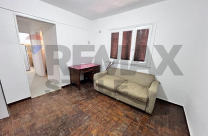 Apartment - 1 Bedroom - 1 Bathroom for sale in Ismail Mohamed St. - Zamalek - Cairo