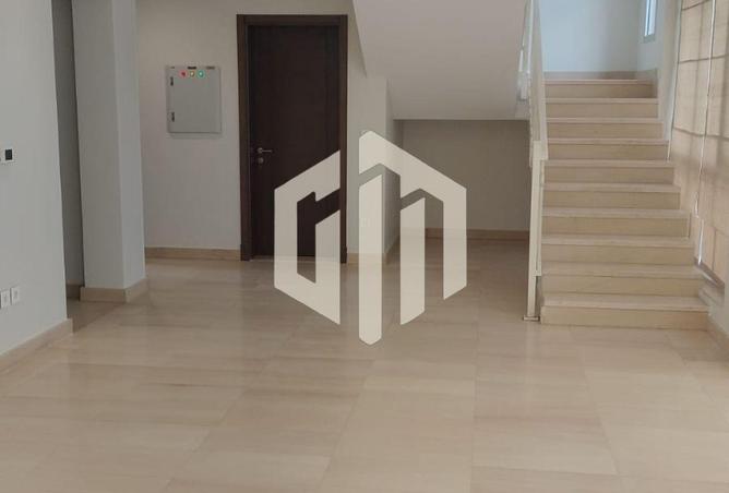 70104911 - صورة العقار 3