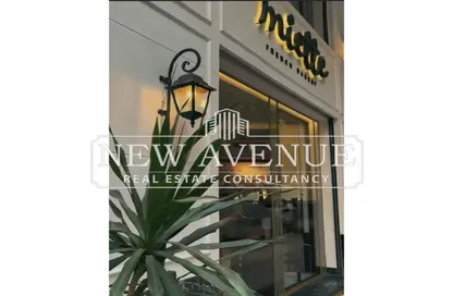 Restaurant - Studio - 1 Bathroom for sale in Ahmed Heshmat St. - Zamalek - Cairo