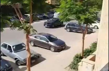 Apartment - 2 Bedrooms - 2 Bathrooms for sale in Stone Residence - 5th Settlement Compounds - The 5th Settlement - New Cairo City - Cairo