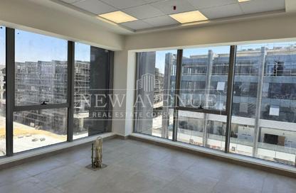 Clinic - Studio - 1 Bathroom for rent in Three Sixty - 5th Settlement Compounds - The 5th Settlement - New Cairo City - Cairo Clinic - Studio - 1 Bathroom for rent in Three Sixty - 5th Settlement Compounds - The 5th Settlement - New Cairo City - Cairo